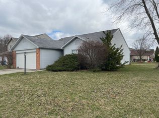 4041 Waterfield Dr, Indianapolis, IN