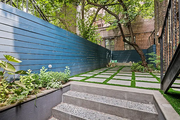 Sold by Corcoran | media 15