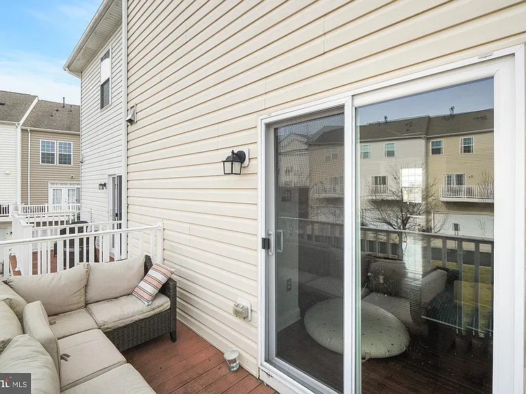7803 Wormans Mill Rd — Photo 28