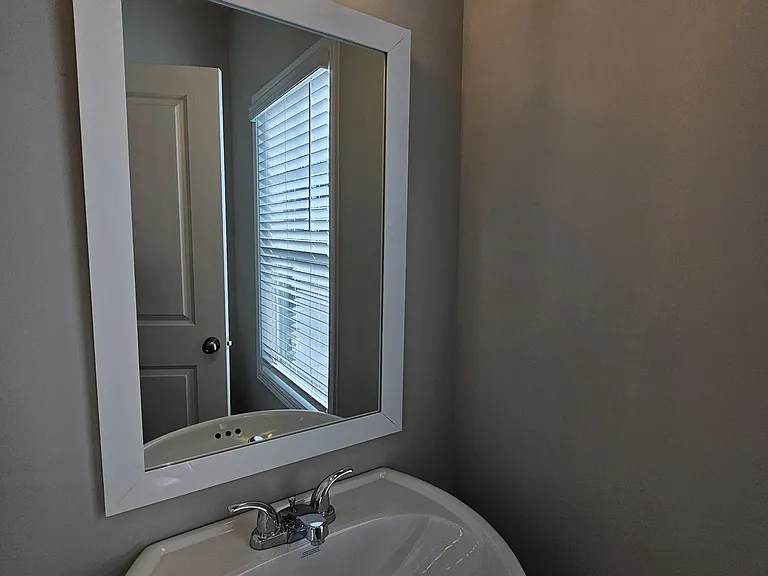 4 Silver Ln — Photo 12