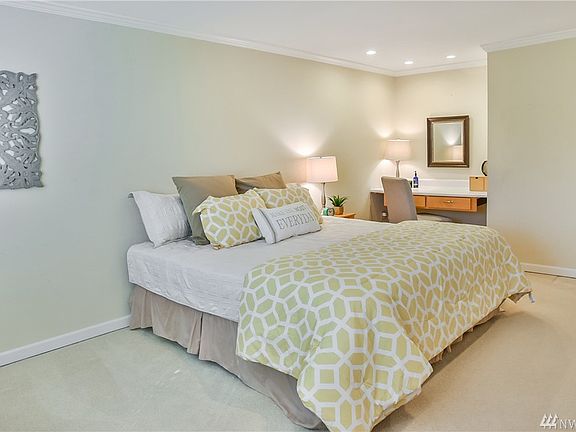 3rd image of 2920 76th Ave SE APT 103