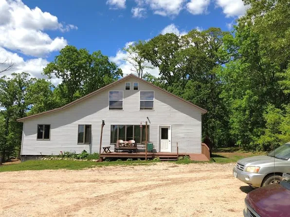 25755 Iris St, La Plata, MO 63549