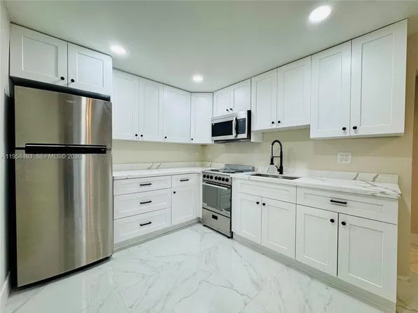 7943 NW 6th Ave #2, Miami, FL 33150
