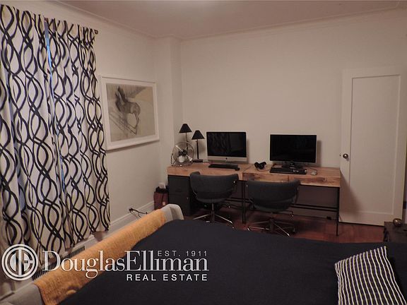 4th image of 25 Central Park W APT 3H