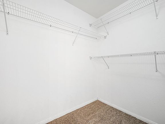 5th image of 2726 Dunstan Dr