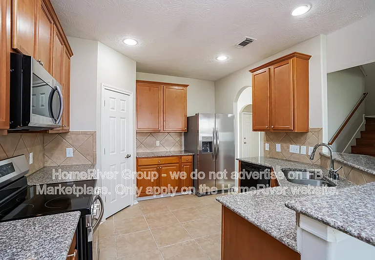 17927 Serene Shore Dr — Photo 7