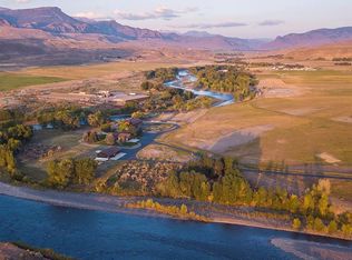 3410 N Fork Hwy, Cody, WY 82414