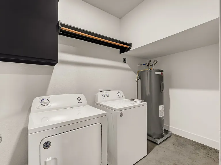 3003 Alpha Wolf Ct — Photo 25
