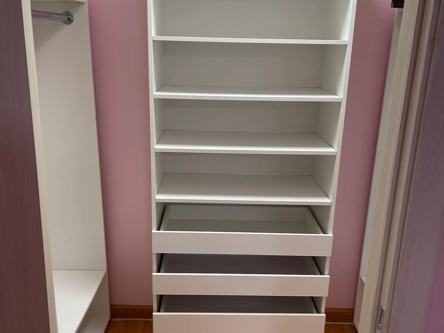 1 bed, 750 sqft, $2,400 — Photo 2