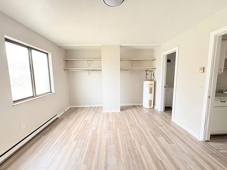 Brooke Park Apartments — Photo 8
