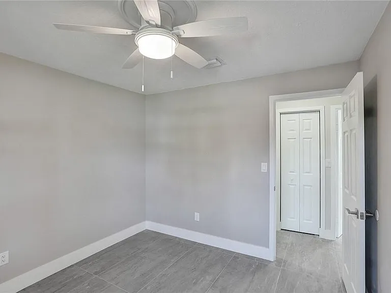 11627 SW 50th St — Photo 26