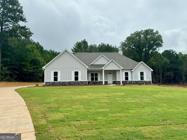 129 Brothers Ct, Barnesville, GA 30204