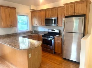 24 Pinckney St, Somerville, MA 02145