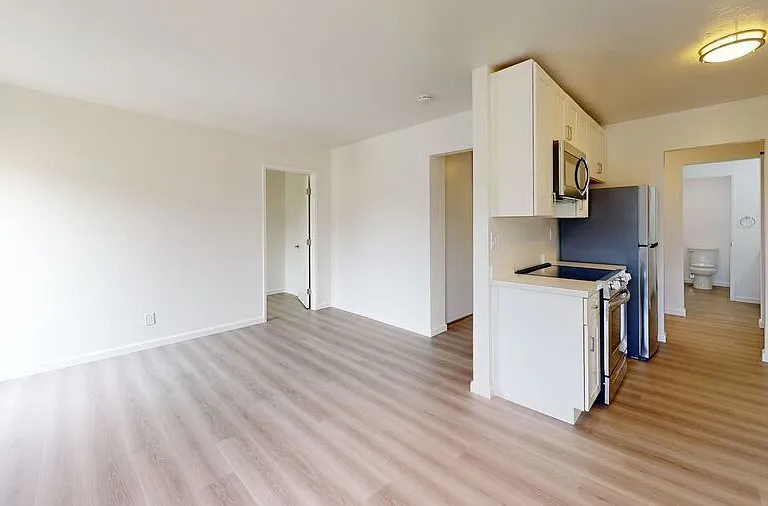 410 Evelyn Ave — Photo 10