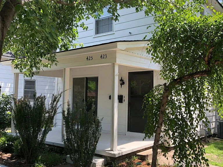 425 W 9th St N — Photo 16