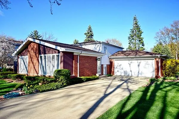 1928 E Cholo Ln photo 1