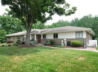 438 Oliver Rd, Sewickley, PA 15143