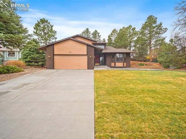 935 War Eagle Dr N, Colorado Springs, CO 80919