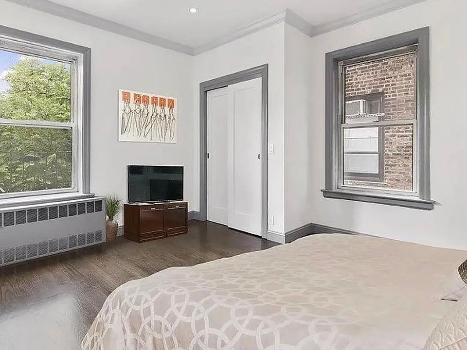 2nd image of 109 Greene Ave APT 1E