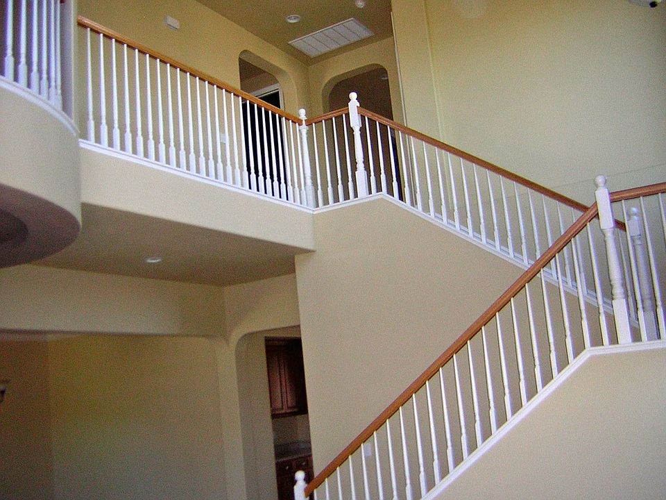 Beautiful Staicase Leading To Bedrooms
