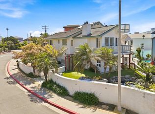 2438 Ocean St, Carlsbad, CA 92008