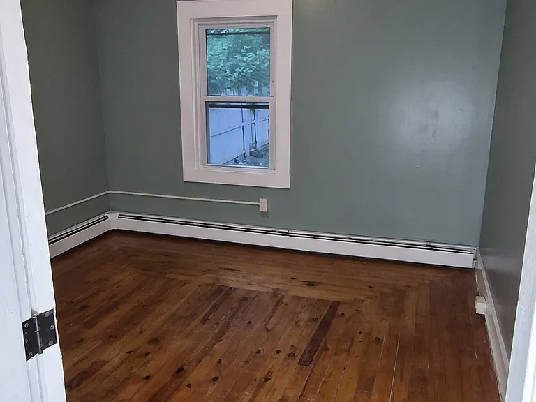 126 W Bow St #1 — Photo 4