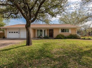 2305 Kent St, Bryan, TX 77802