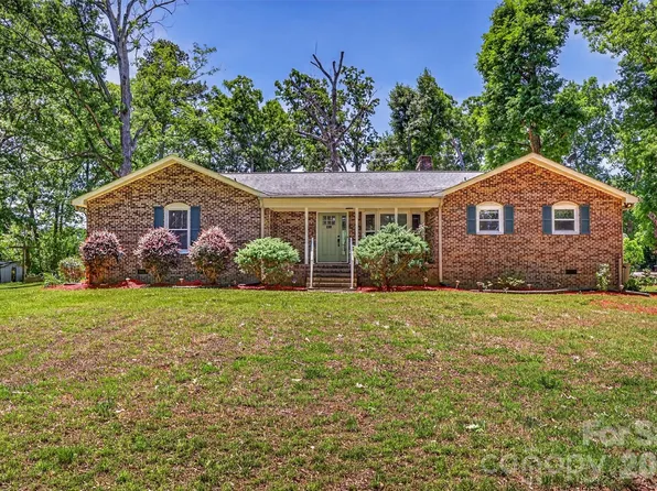 9807 Black Rd, Midland, NC 28107