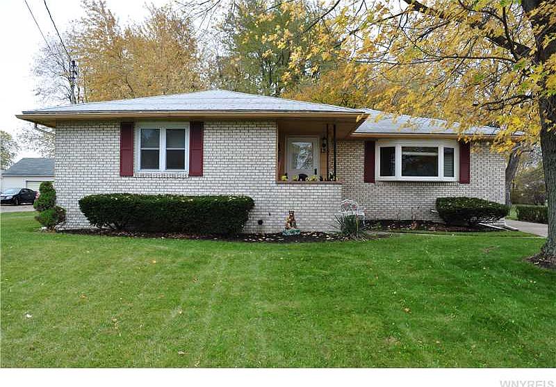 1st image of 135 Rossler Ave