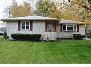 135 Rossler Ave, Cheektowaga, NY 14206