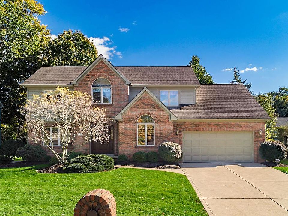 1st image of 912 Old Pine Dr
