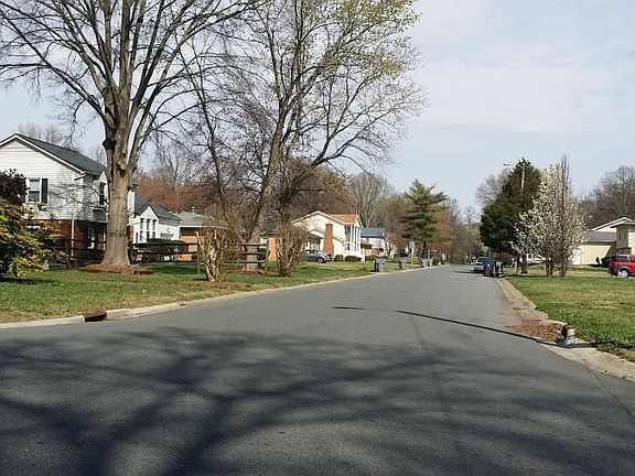 4th image of 6231 Bridlewood Ln