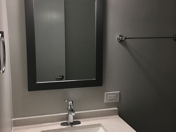 5th image of 1229 N Bosworth Chicago Il #2RR