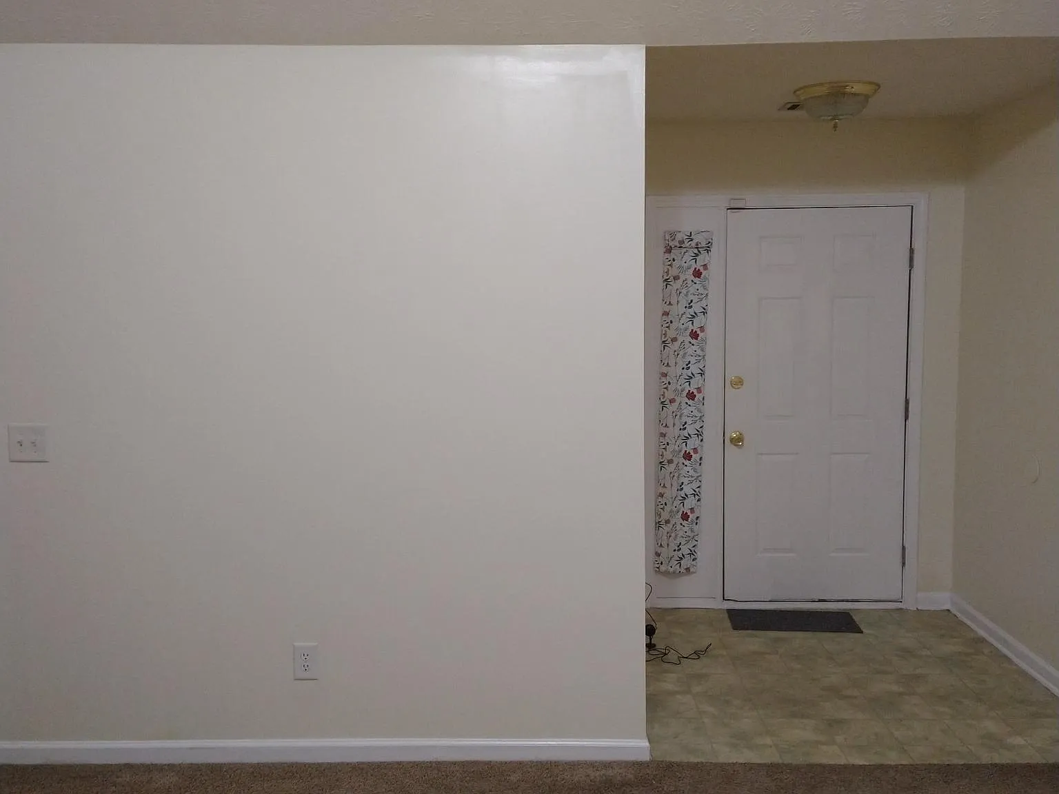 4 bed, 1378 sqft, $1,550 — Photo 3