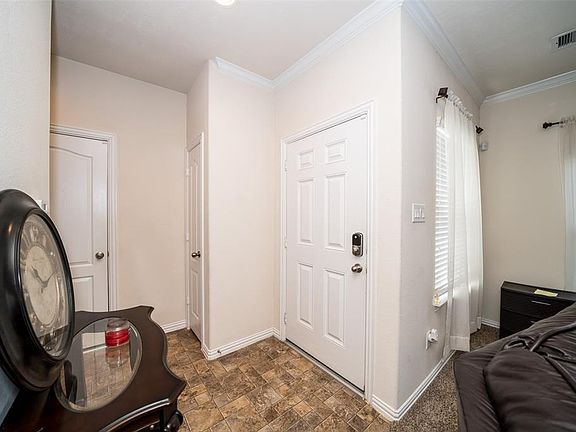 5th image of 1415 Brighton Fort Dr