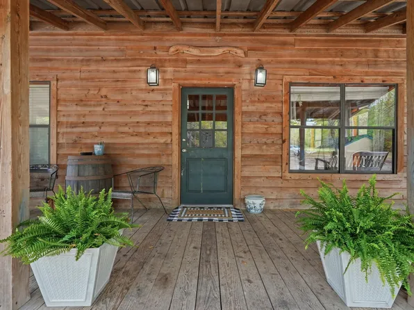 7953 Crawford Rd, Laurel Hill, FL 32567