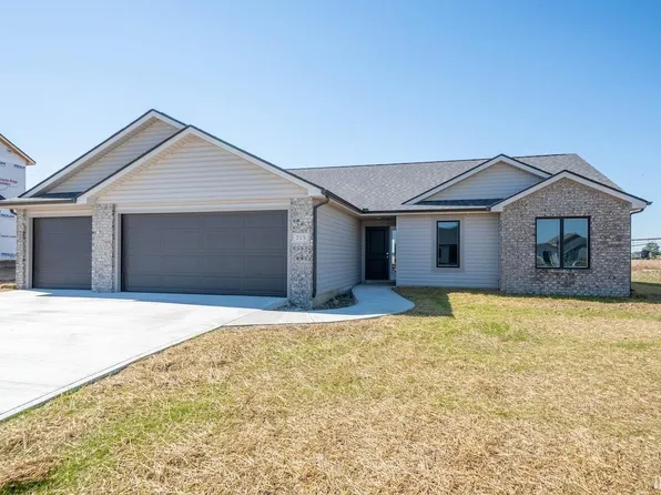 713 Grand Teton Pl, Ligonier, IN 46767