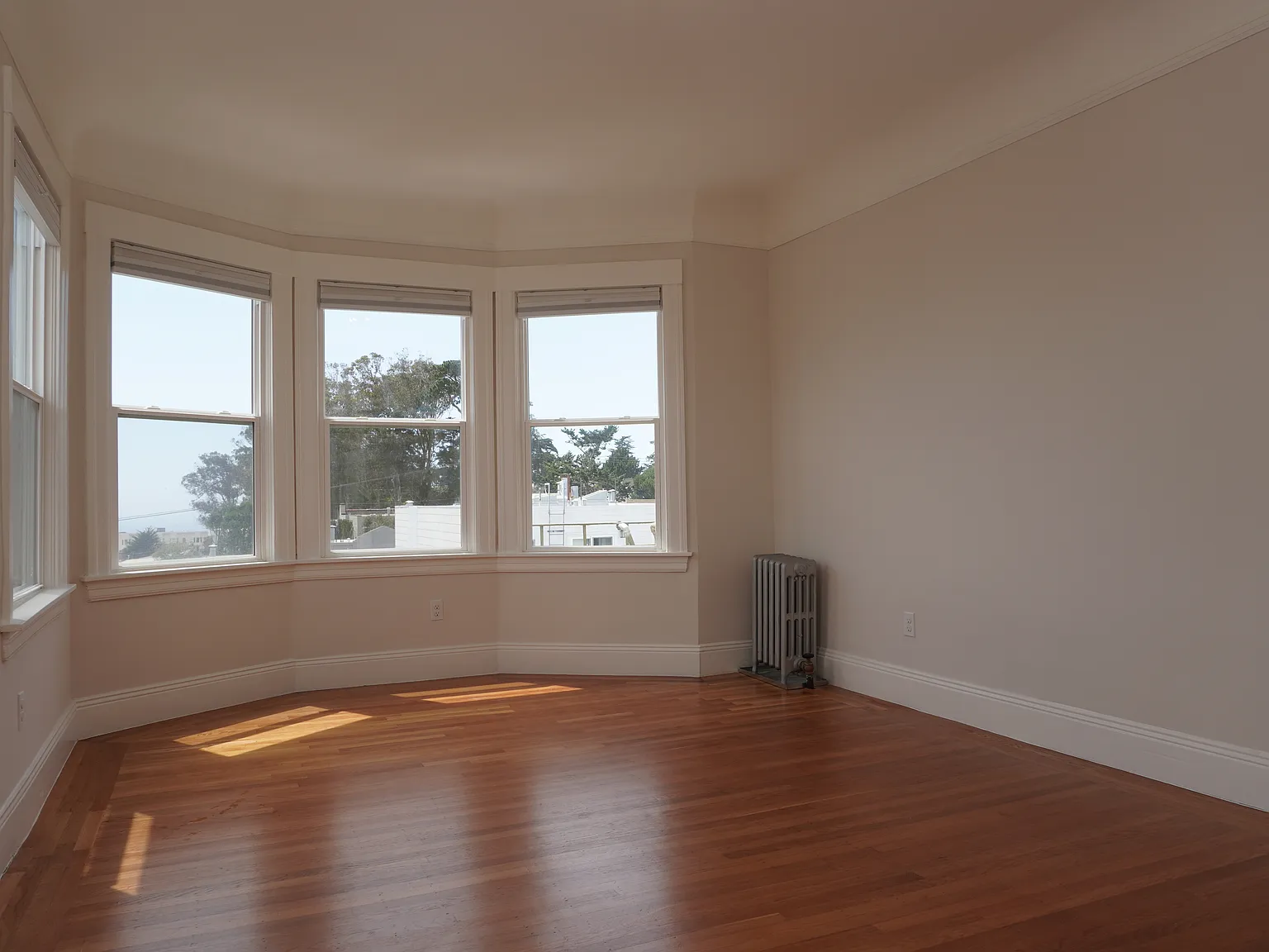 1 bed, $3,495 — Photo 3