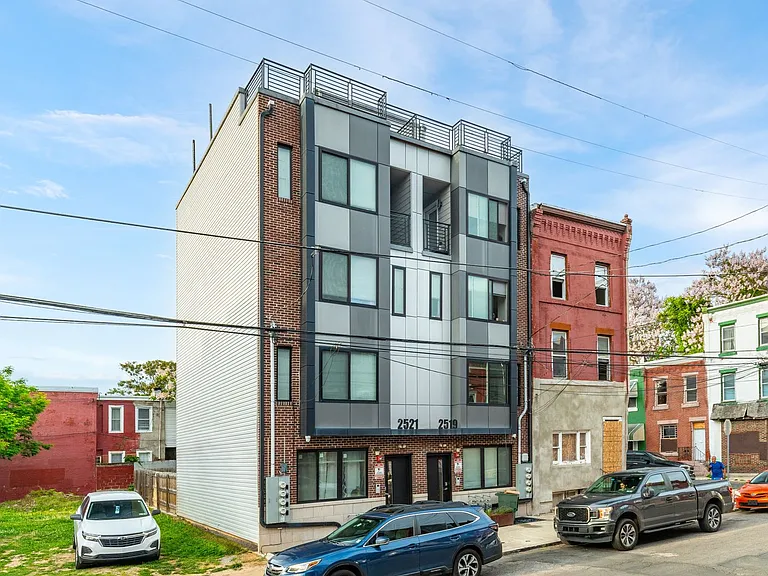2521 Cecil B Moore — Photo 36