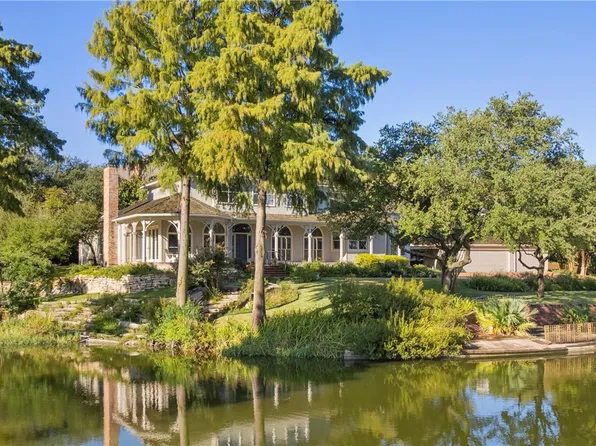 8 Hillandale Rd, Waco, TX 76710