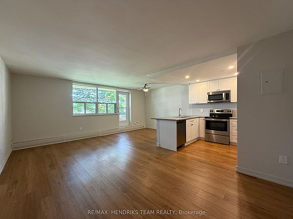 5th image of 158 Fitch St #218