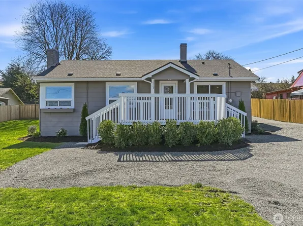 1221 S 101st Street, Seattle, WA 98168