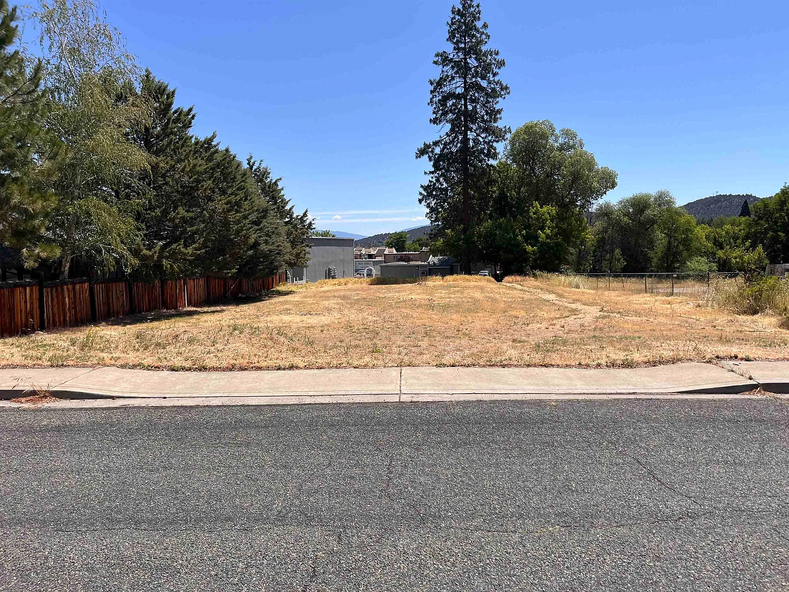 151 S Dewitt Way photo 1