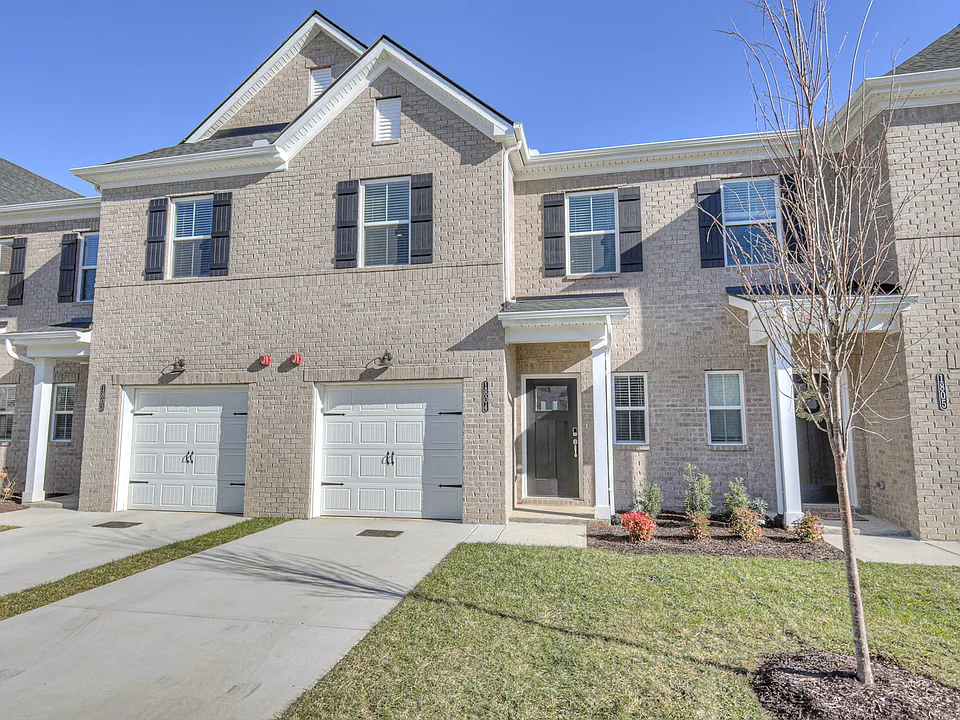 204 Douglas Bend Rd #1804