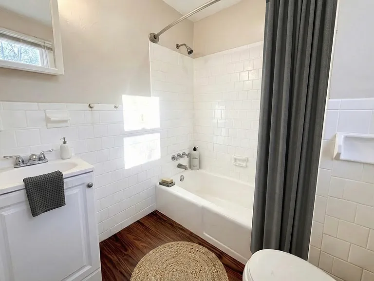 45 Slater St #A — Photo 6