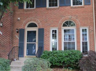 6277 Walkers Croft Way, Alexandria, VA 22315