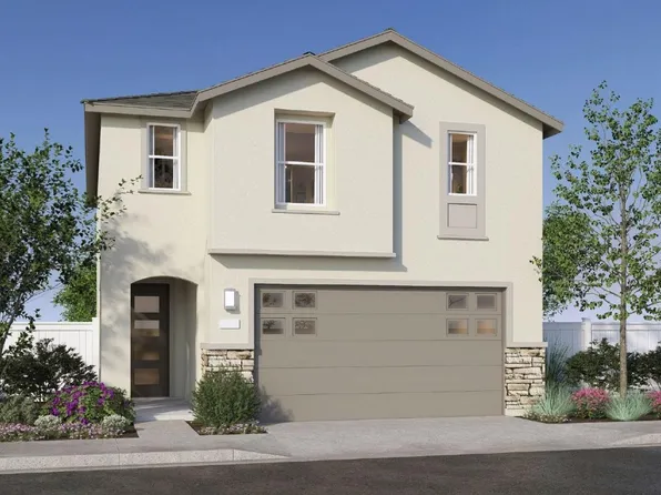 6551 E Crimson Dr, Fresno, CA 93727