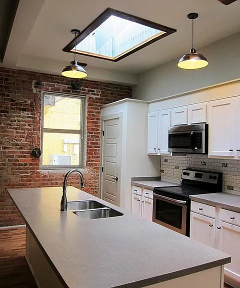 120B Goldsboro St S — Photo 3