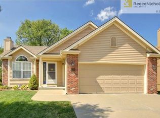 5704 Mercier Dr, Kansas City, MO 64118