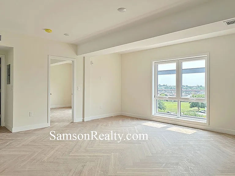 155 Gano St #402 — Photo 3